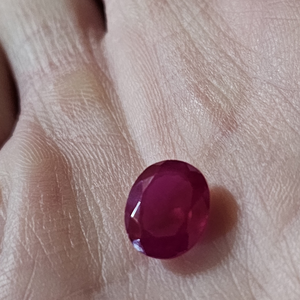 Certified Mozambique Ruby Gemstone 3.95 Carats! - image 3